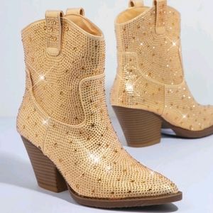 Women's yellow gold colored boots